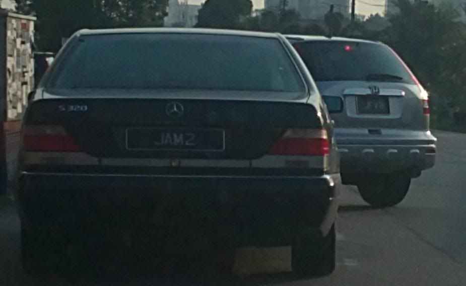JAM2JFV8.jpg