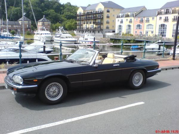 Jaguar_XJS_at_Penarth.jpg