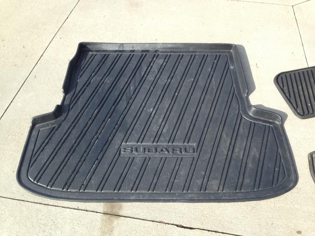 20052008 GENUINE OEM SUBARU OUTBACK ALL WEATHER FLOOR MATS and CARGO